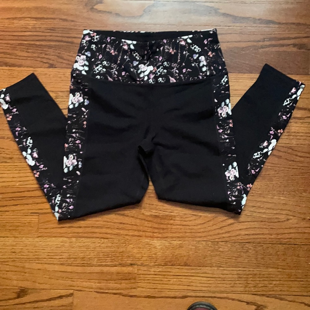 Floral workout leggings